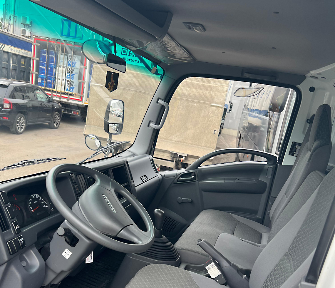 ISUZU ELF 3.5 (P700) Изотермический фургон 4х2 фото 5