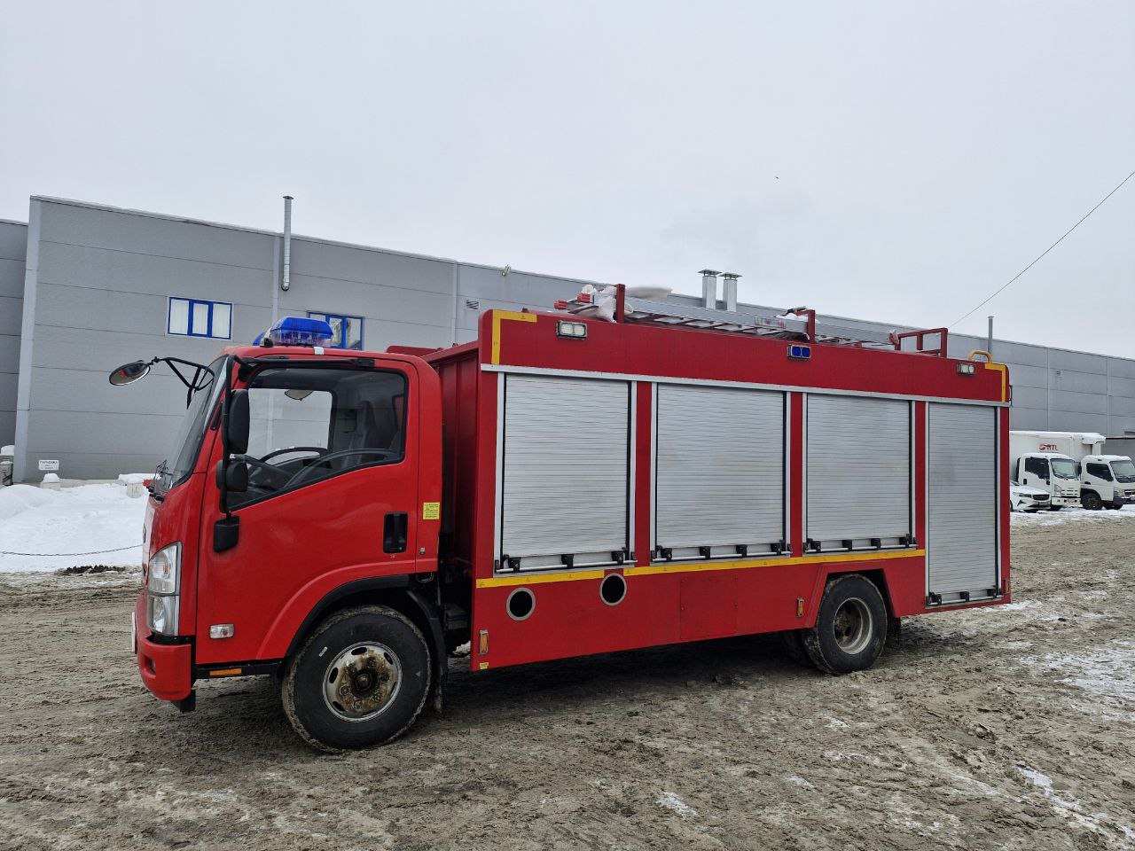 Пожарная машина ISUZU 8,3 т фото 2