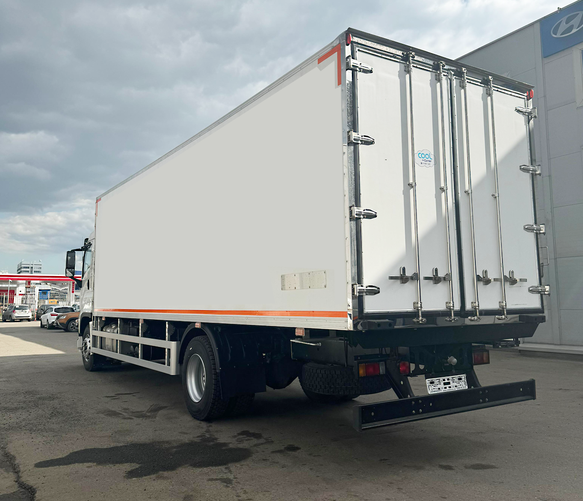 ISUZU Giga Рефрижератор тушевоз 4х2, 18 т фото 3