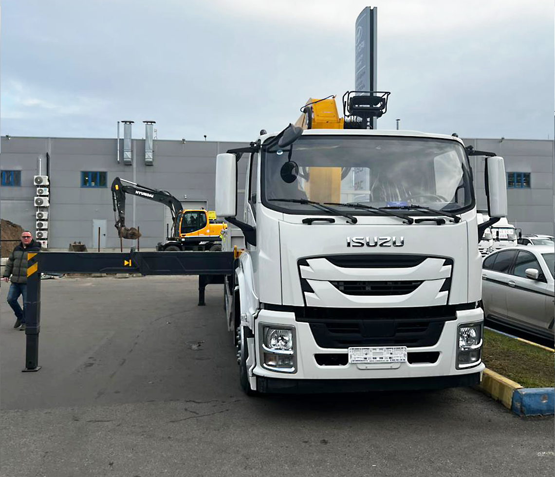 ISUZU Грузовик КМУ, 18 т фото 3