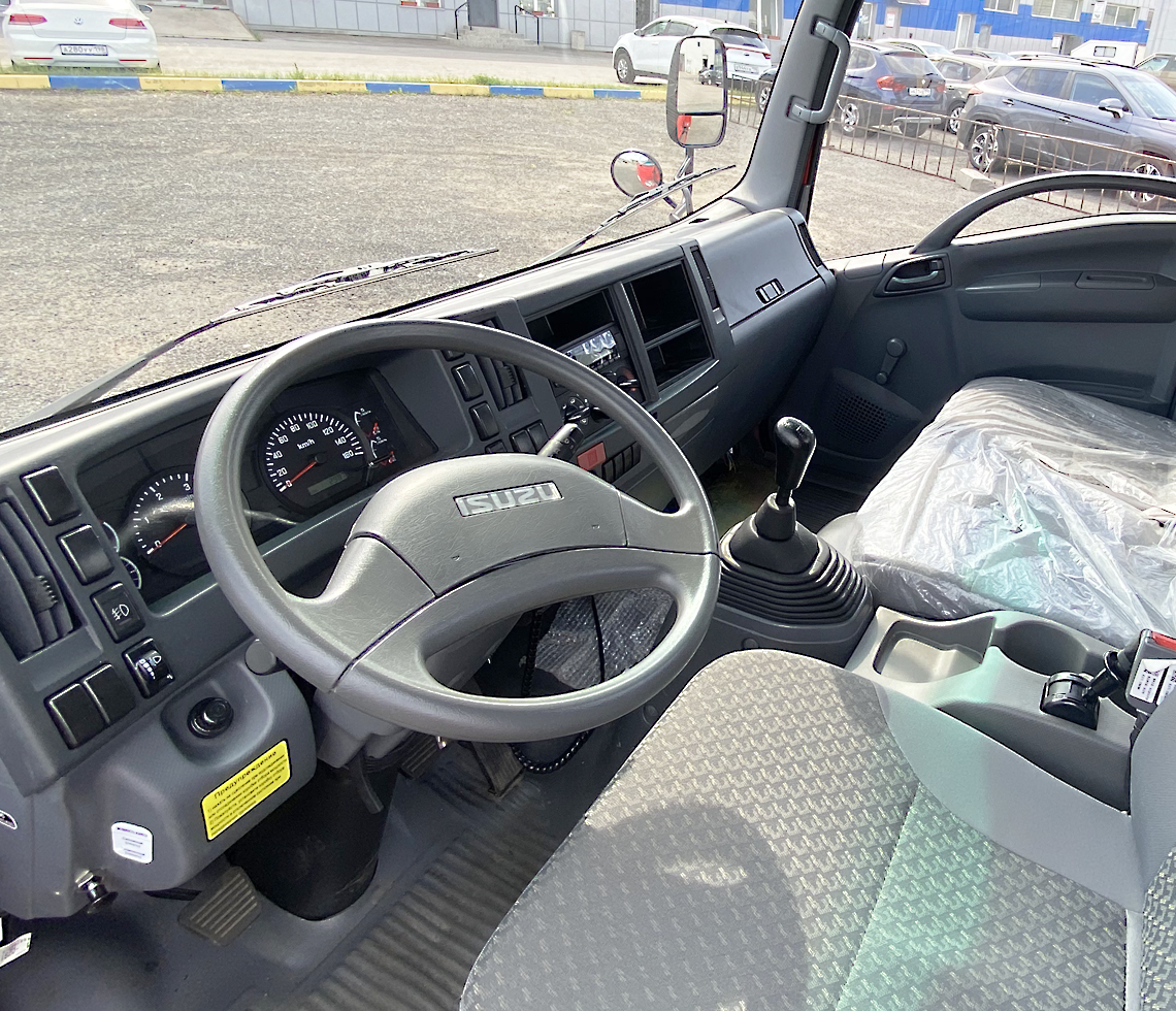 ISUZU Эвакуатор со сдвижной платформой 4х2, 10,5 тонн фото 6