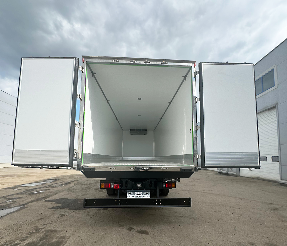 ISUZU Giga Рефрижератор тушевоз 4х2, 18 т фото 4