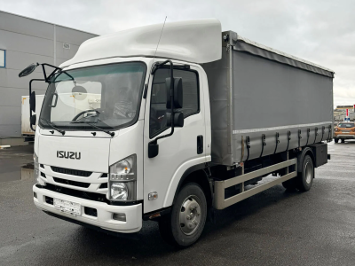 ISUZU грузовик бортовой еврошторный 10,5 т