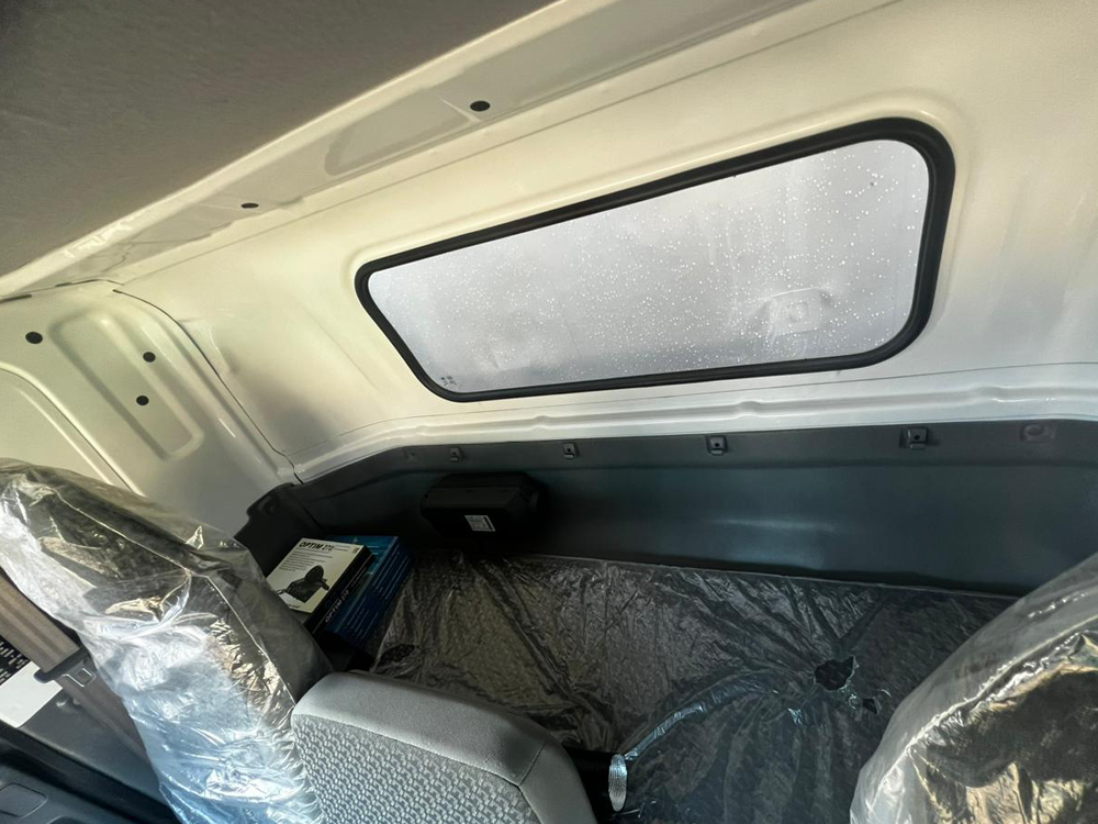 Бортовой грузовик ISUZU тентованный 5,5 т.,6,2 м фото 6