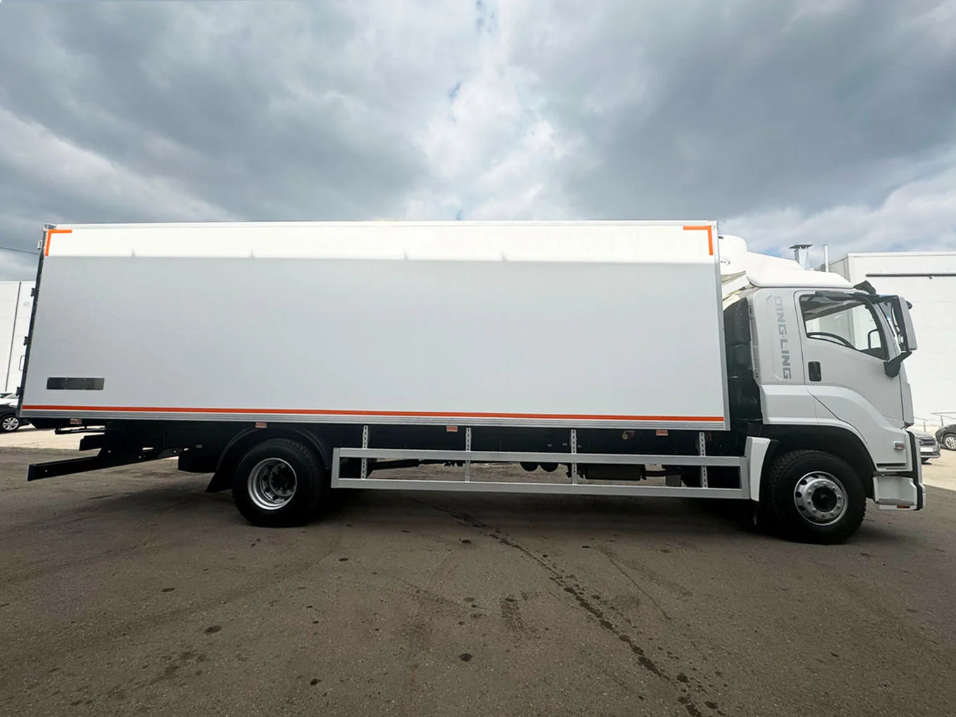 ISUZU фургон рефрижератор, 18 т фото 4