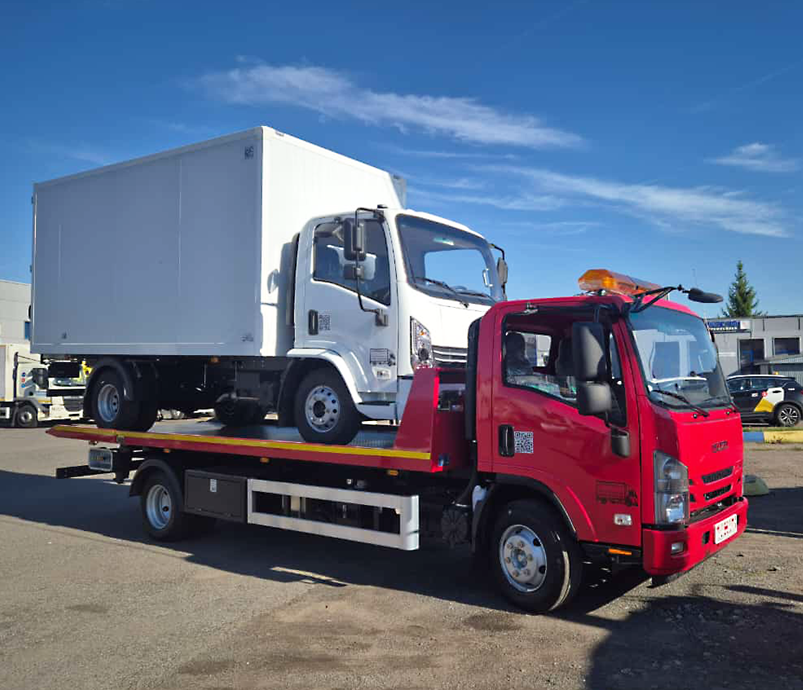 ISUZU Эвакуатор со сдвижной платформой 4х2, 10,5 тонн фото 8